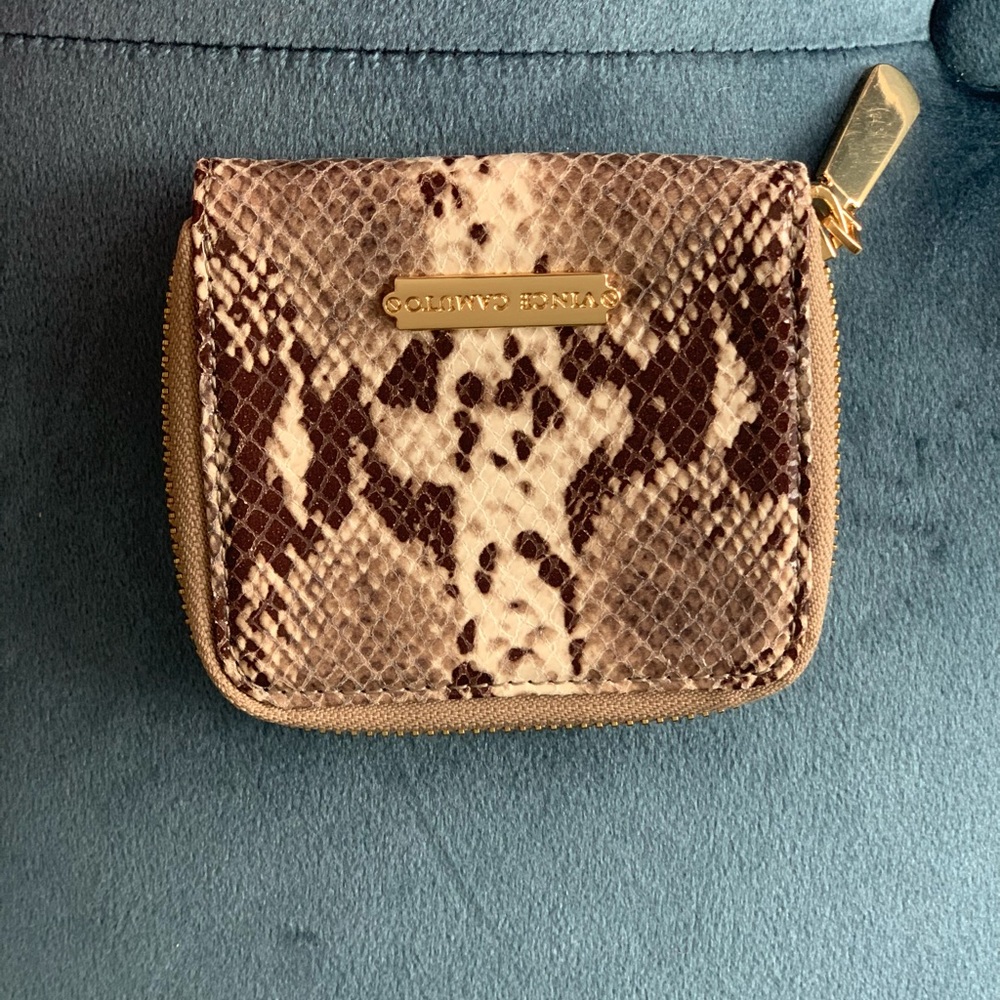 Vince Camuto Coin Wallet